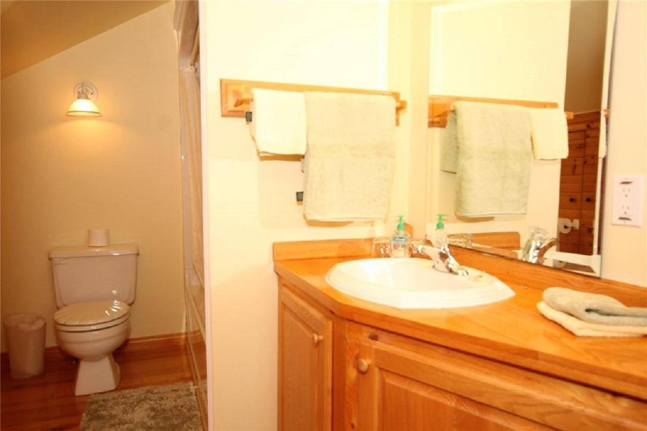 Rock Hill Bed & Breakfast Sharbot Lake Екстериор снимка